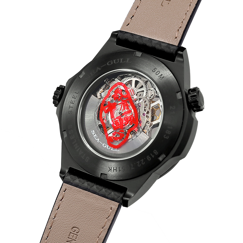 ساعة ميكانيكية أوتوماتيكية من  - مراجعة Omega Watch Constellation وسعره