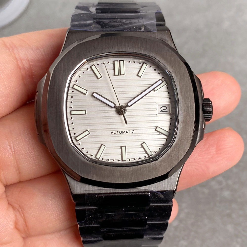ساعة أوتوماتيكية للرجال بطلاء  - مراجعة Patek Philippe Watch Nautilus وسعره